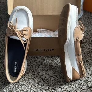 Sperry Laguna shoes